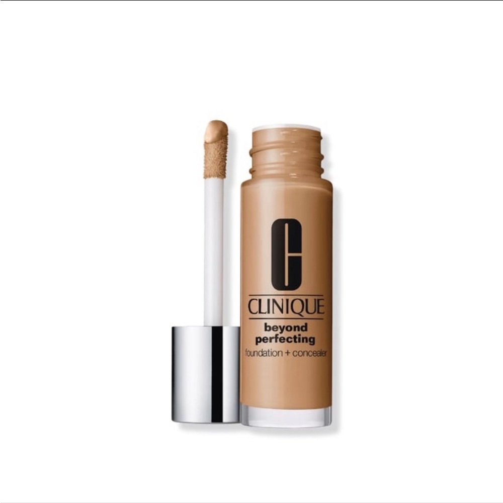 Clinique Beyond Perfecting Foundation
+ Concealer